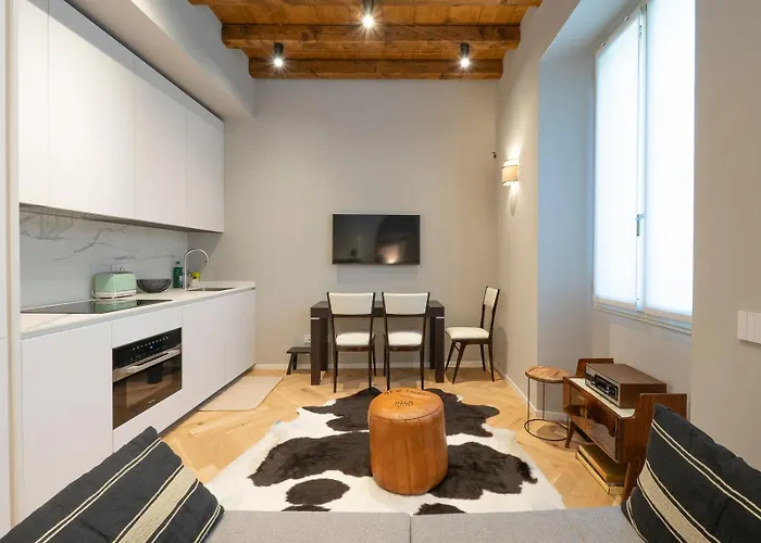 Xenia Apartments - Modern Suite In Sant\'Ambrogio