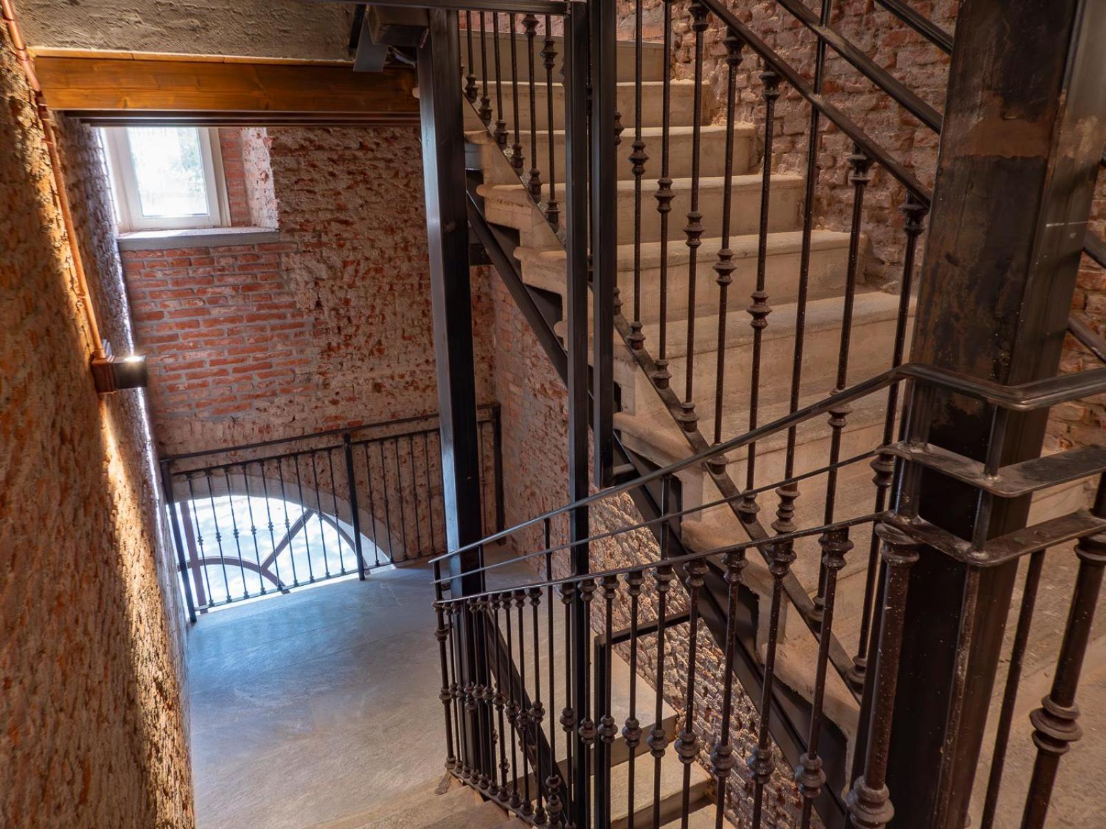 Appartement Xenia - Modern In Sant'ambrogio Milan